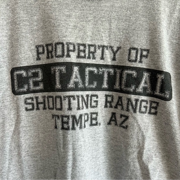 Cool Men’s Hanes T-shirt with logo on the front and plain back - Picture 8 of 10